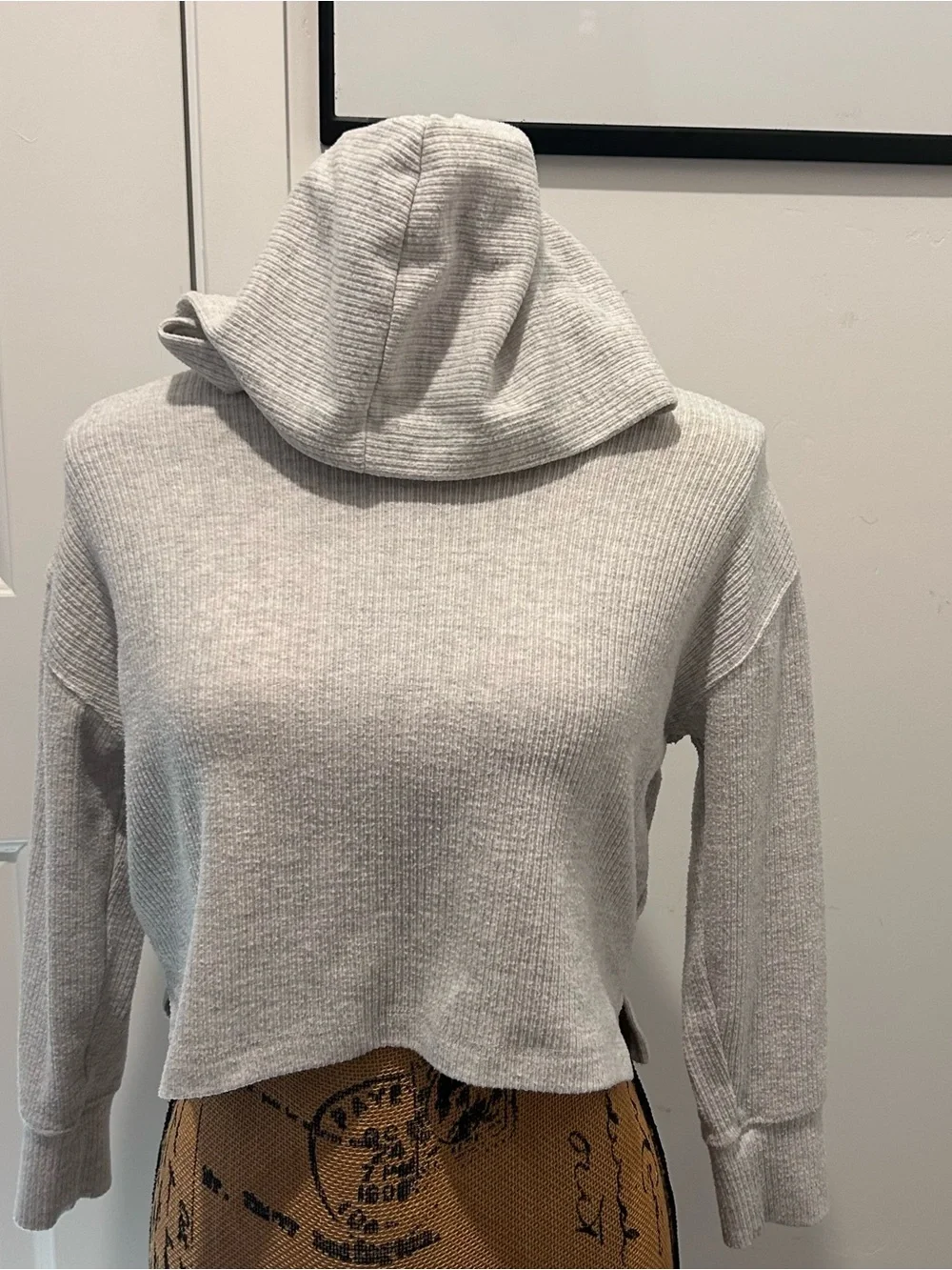 Old Navy Girls' Light Gray Hooded Waffle-Knit Pullover